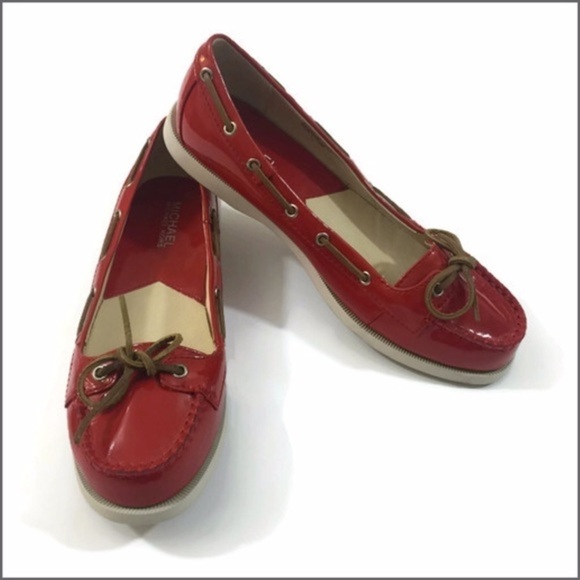 𝅺michael Kors Red Patent Leather Loafers - Picture 1 of 4